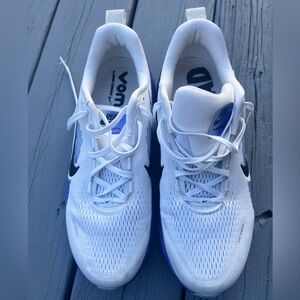 EUC worn 2x Nike Vomero running sneakers